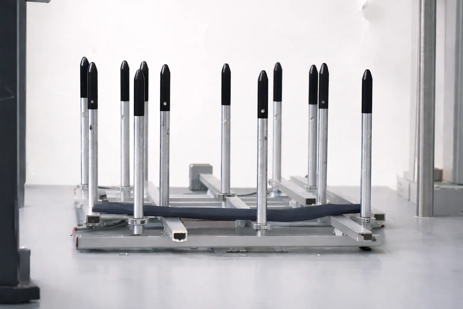 ADOTC magazin on robot